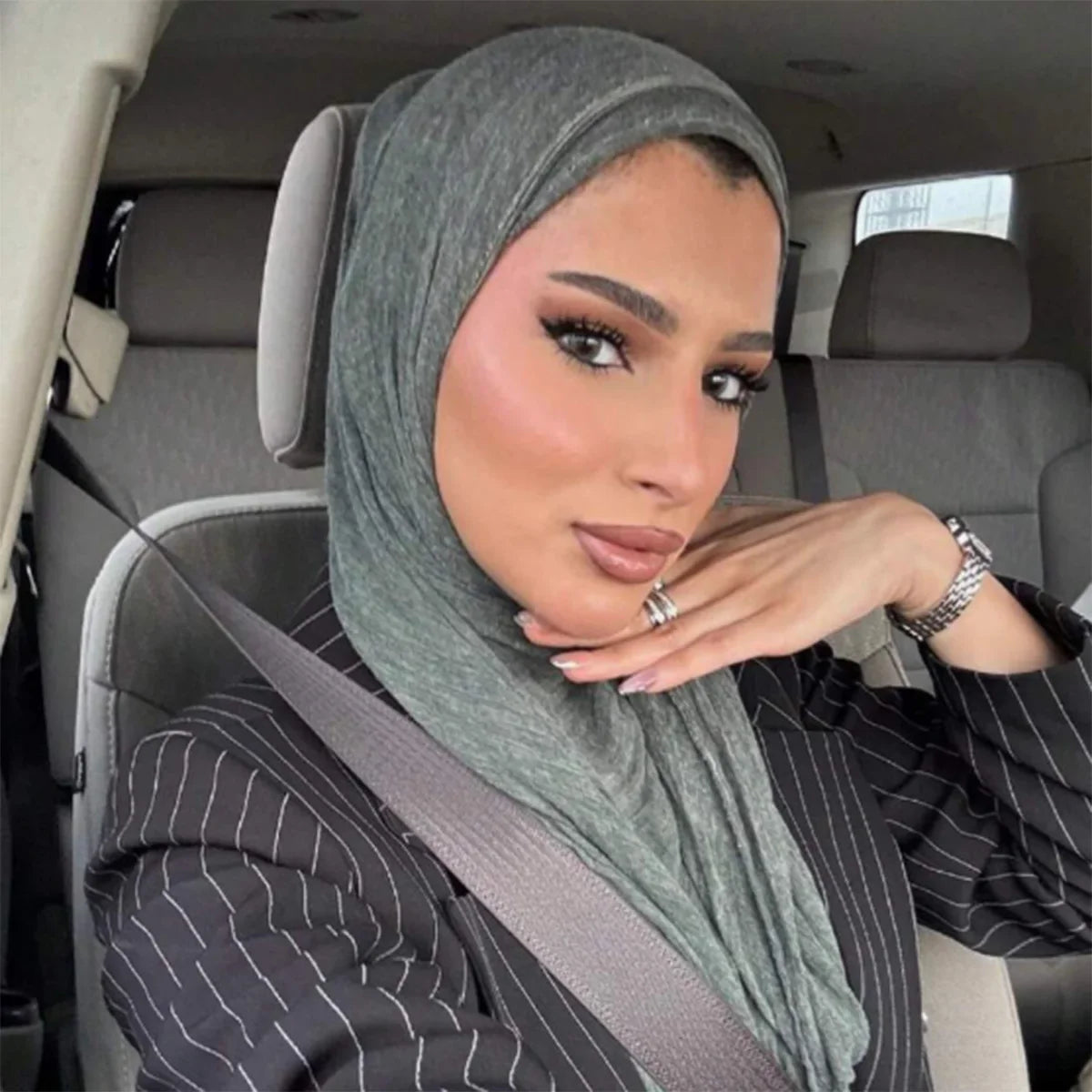 Rayon Cotton Hijab Scarf – Soft Lightweight Shawl for All-Season Elegance